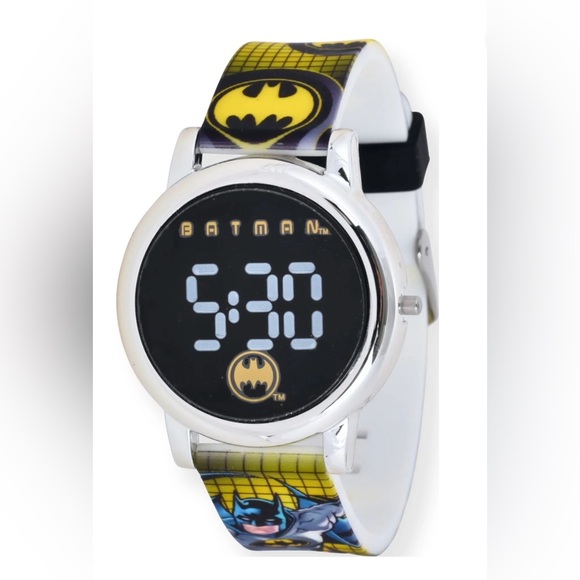 Batman Watch - Picture 3 of 5